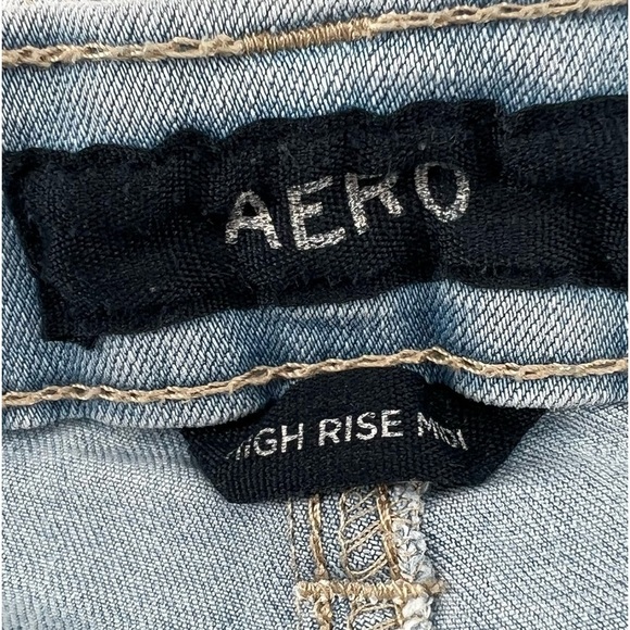 Aeropostale High Rise Stretch Cuffed Hem Distressed Jeans Shorts Size 00 Women’s - Picture 2 of 5